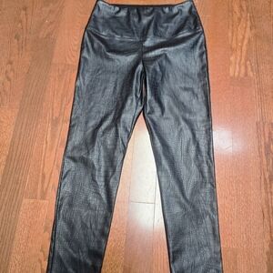 DL1961 Black Velvet Pants
